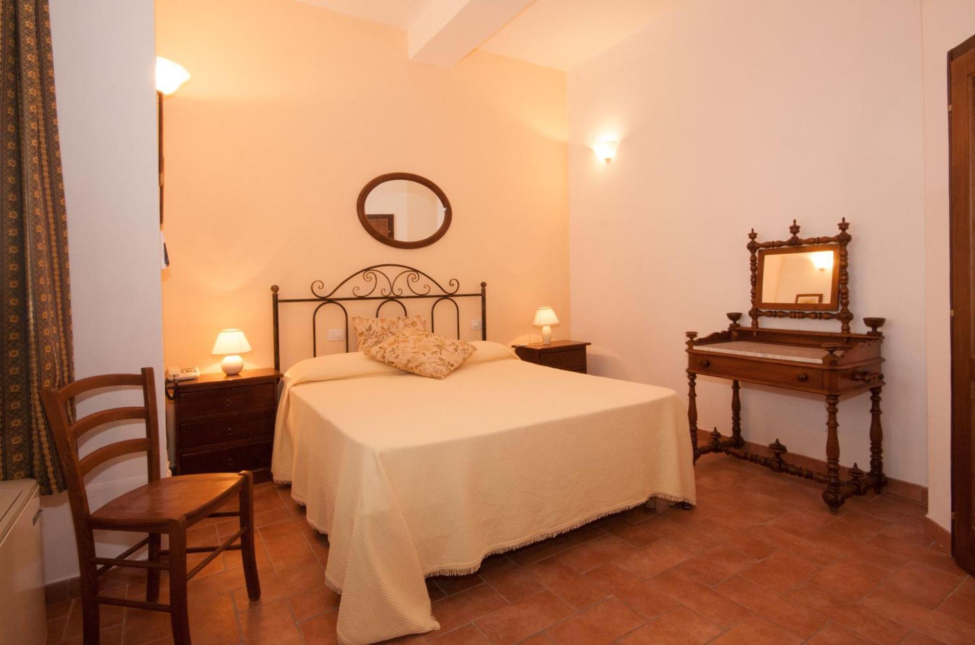 Casavacanze Vesta Isola d'Arbia Rom bilde